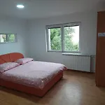 Hostel Bobito